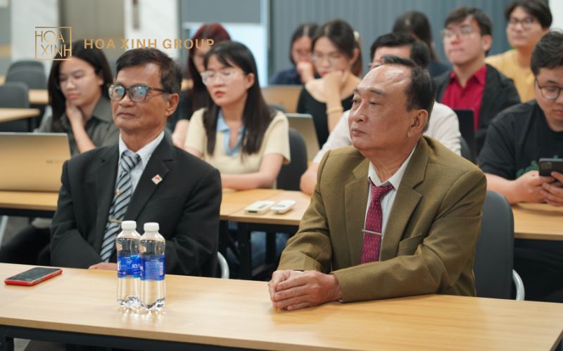 Hợp tác chiến lược Hoa Xinh Group IEM