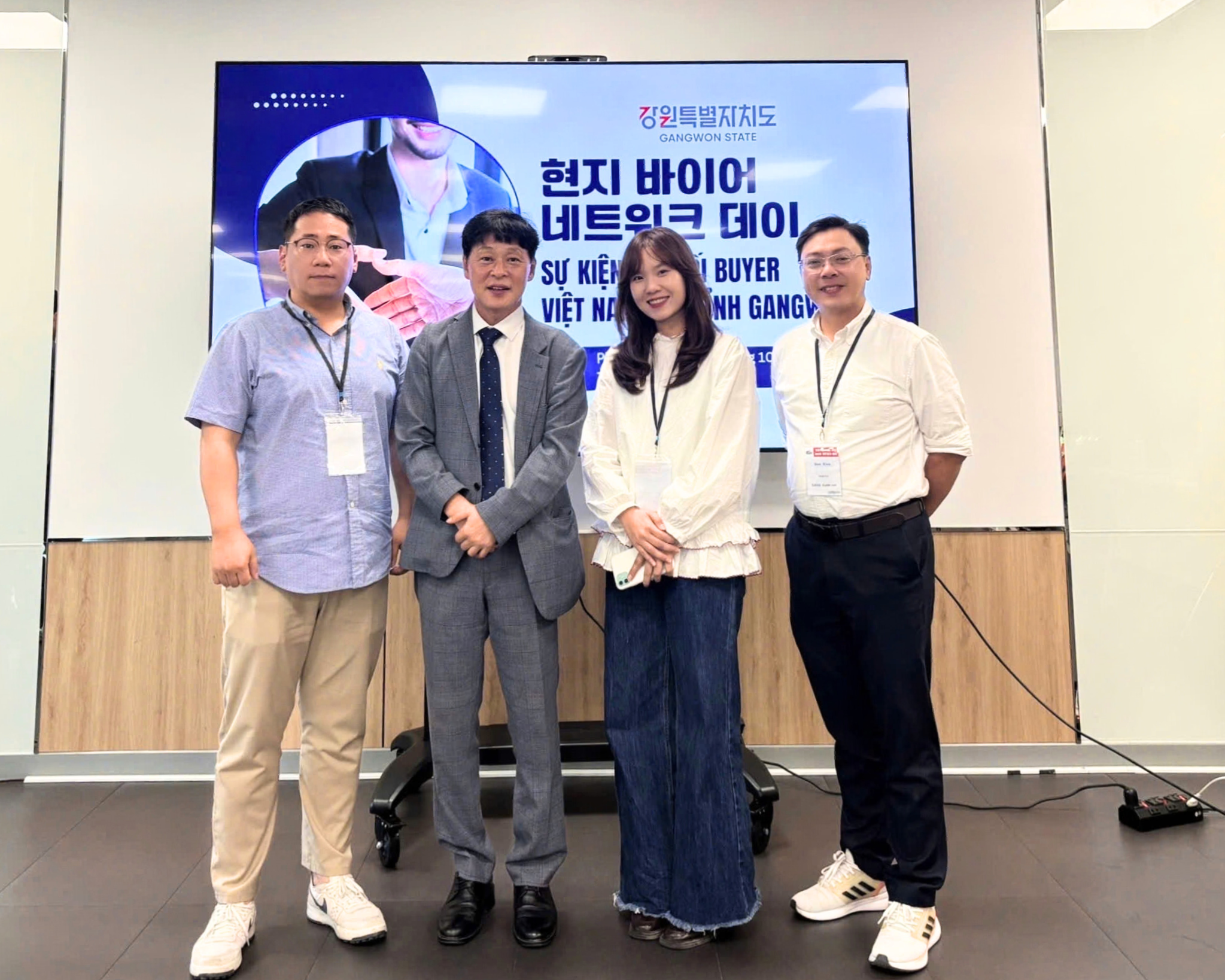 Hoa Xinh Group tham dự Hội thảo Kết nối Doanh nghiệp Việt Nam – Gangwon (Hàn Quốc)