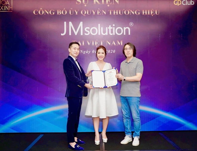 Lễ ký kết uỷ quyền bảo hộ thương hiệu của Hoa Xinh và JM Solution